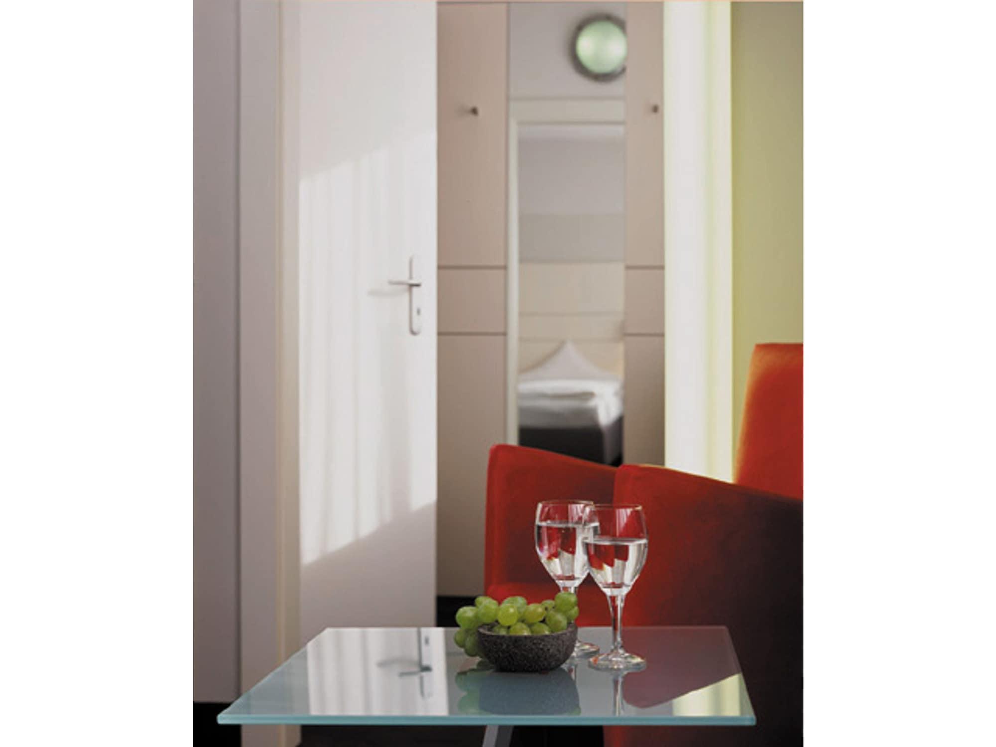 Ferrotel - Partner Of Sorat Hotel 3*